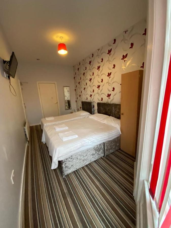 Chilton Hotel Blackpool Bagian luar foto