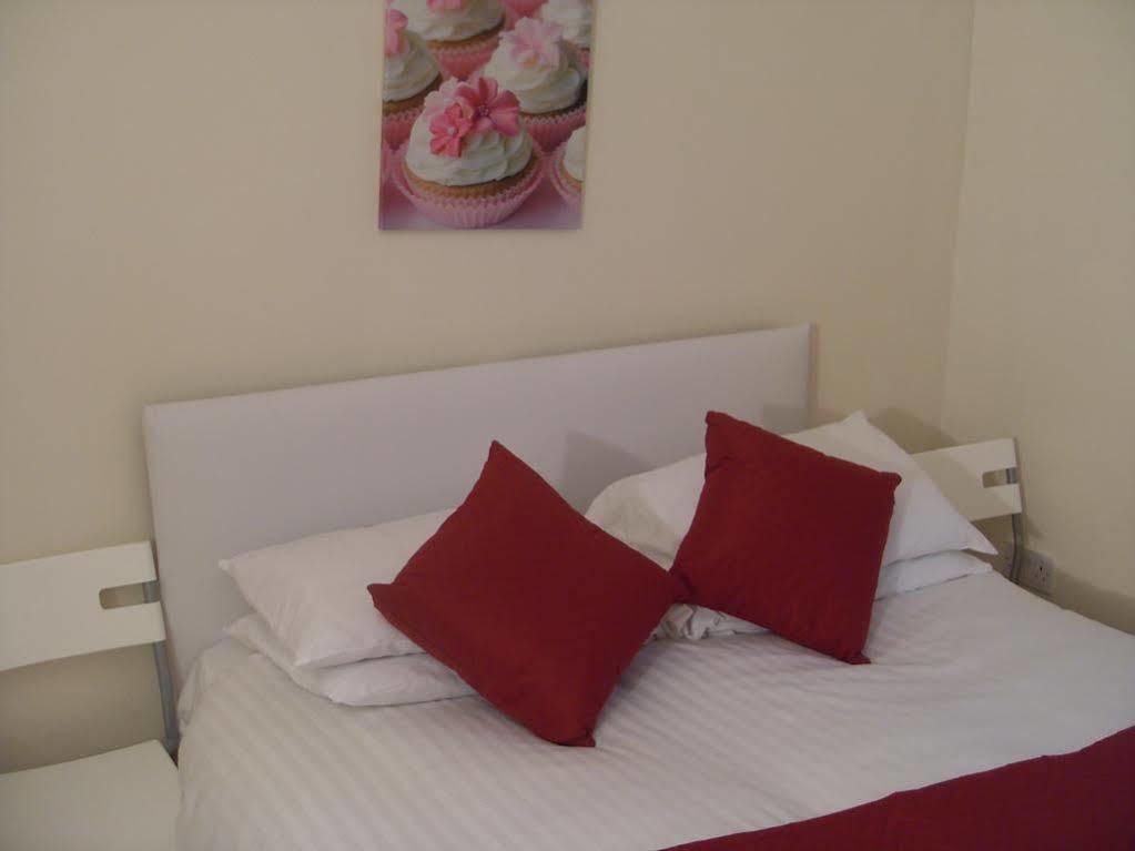 Chilton Hotel Blackpool Bagian luar foto
